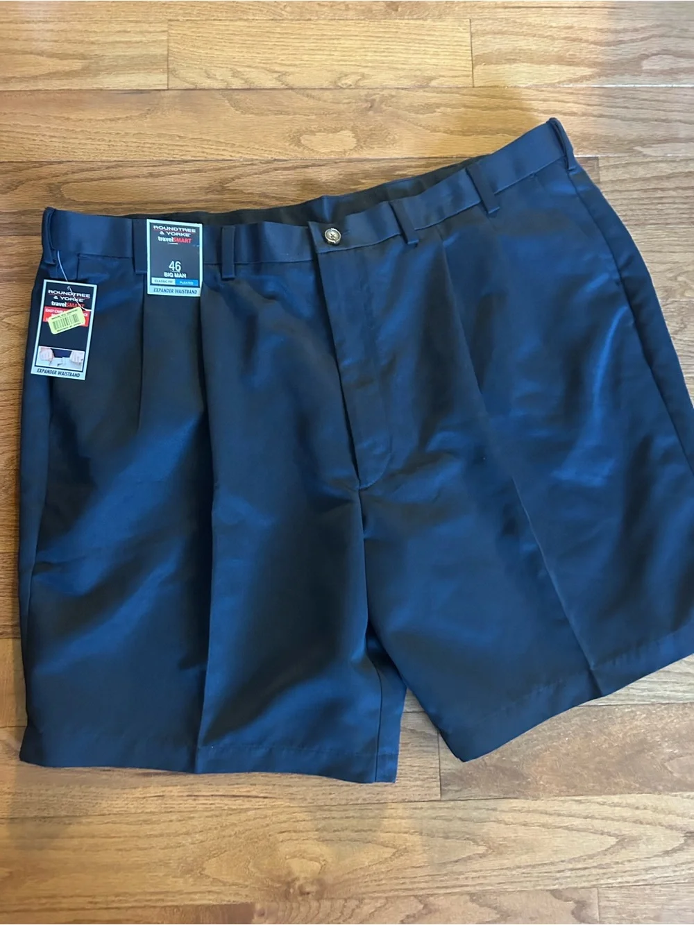 Roundtree & Yorke Men's Flat Front Shorts - Navy Blue